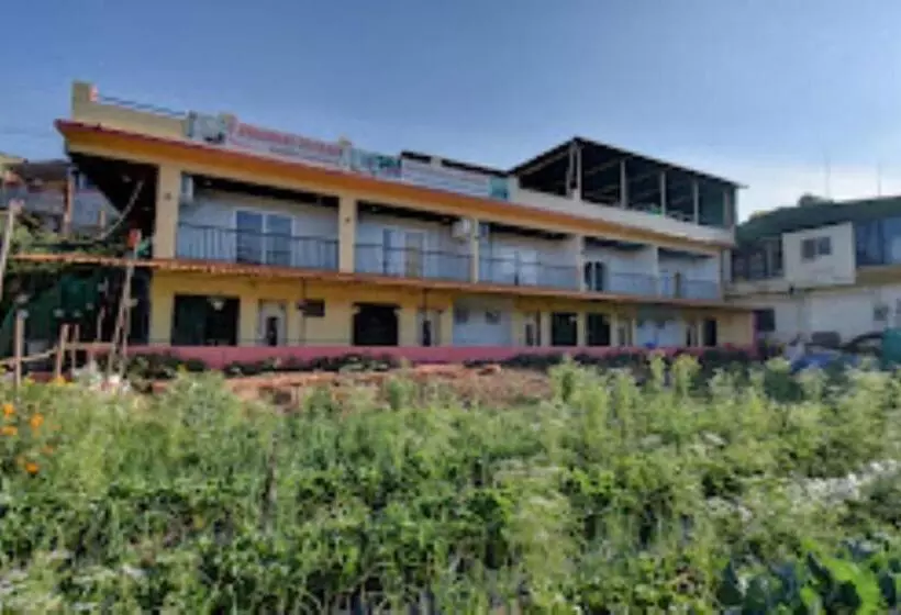 Hotelli Prashant Cottages Mahabaleshwar