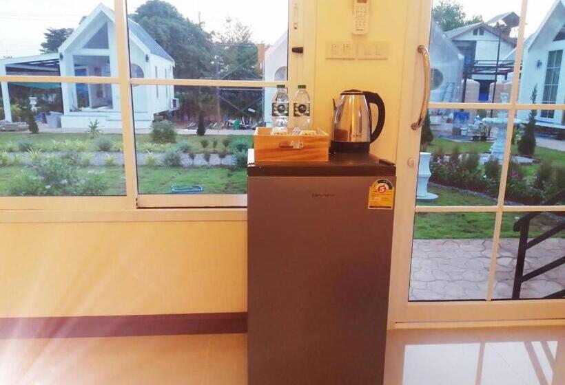 בית מלון כפרי Raintrary House