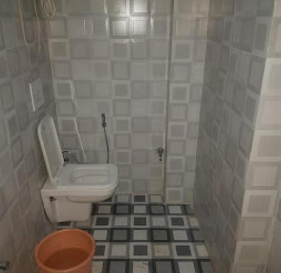 ホテル Ramakrishna, Wardha