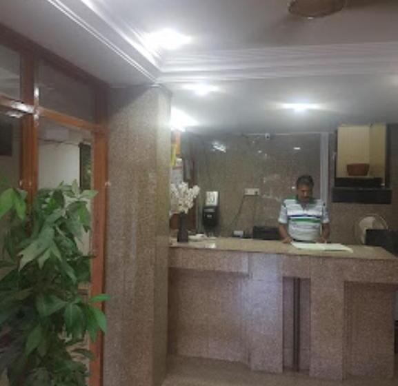 Hotel Ramakrishna, Wardha