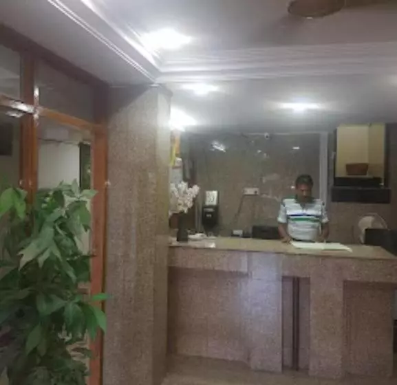 ホテル Ramakrishna, Wardha