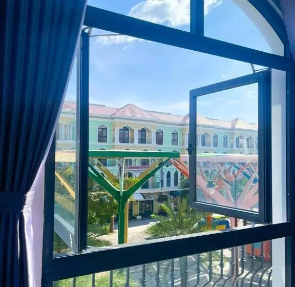 هتل Santoni Homestay