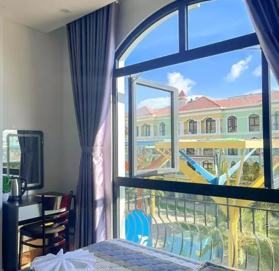 هتل Santoni Homestay