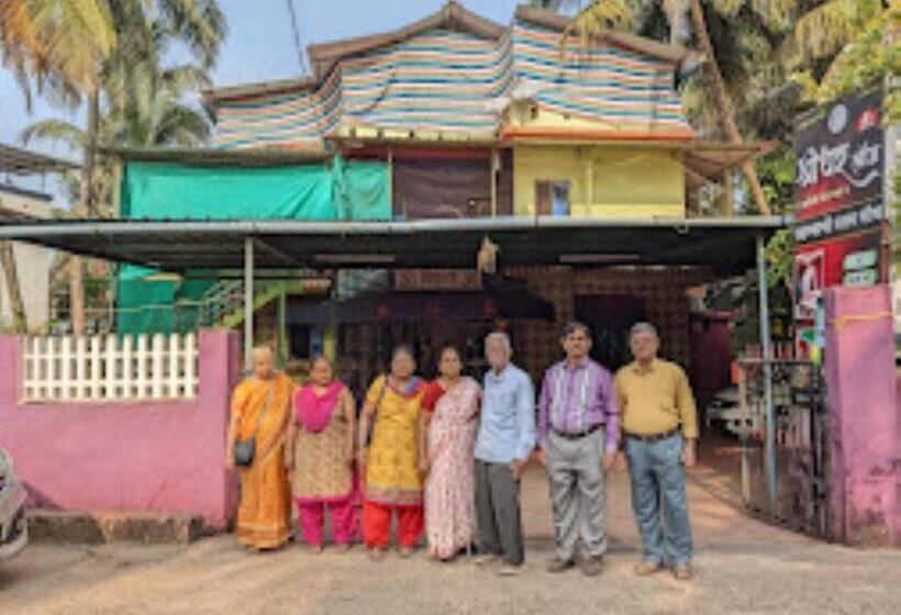 호텔 Shridhar Residency Devgad