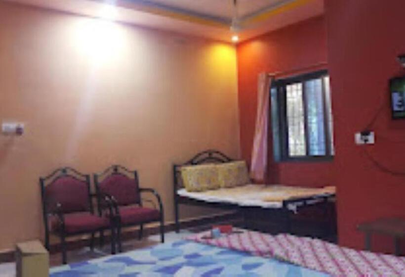 호텔 Shridhar Residency Devgad
