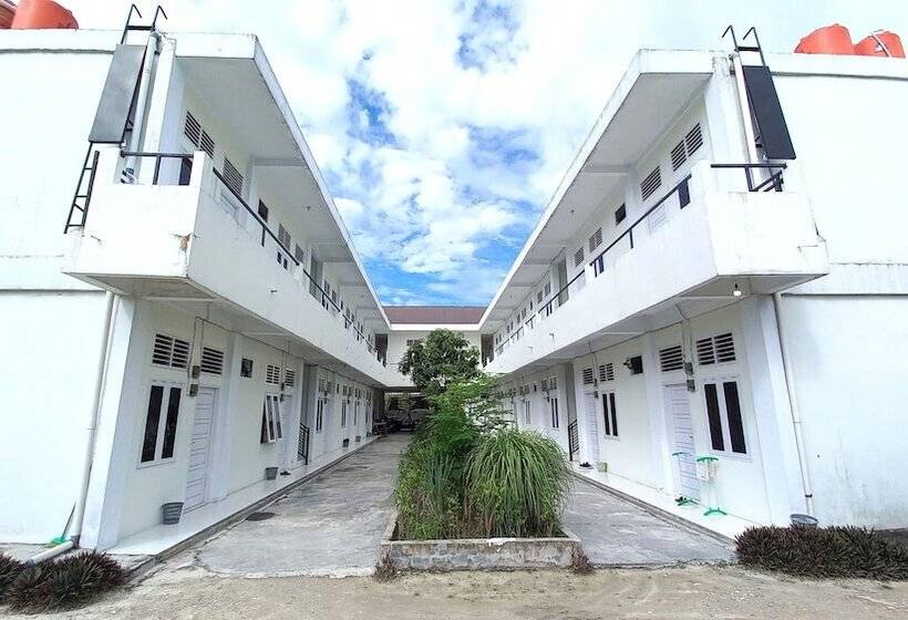 ホテル Spot On 93326 Pondok Anie Syariah