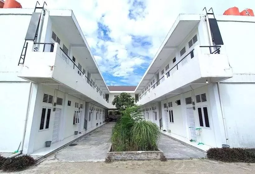 Hotelli Spot On 93326 Pondok Anie Syariah
