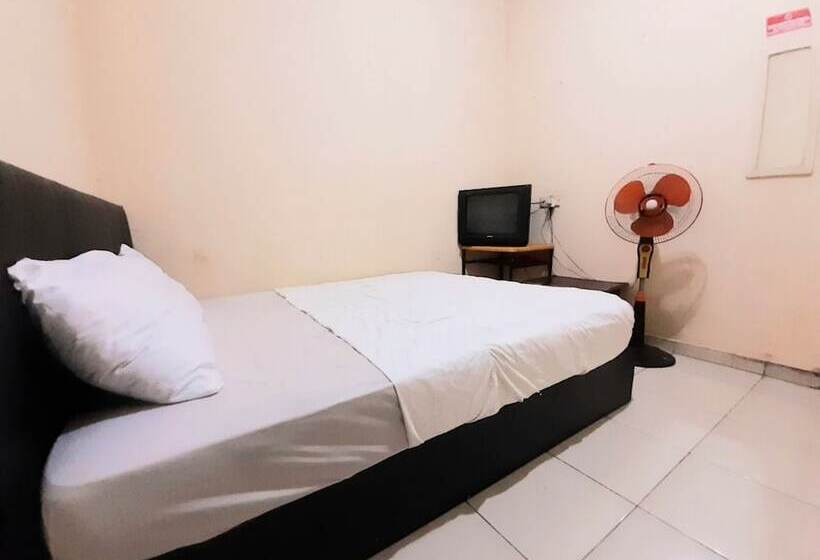 ホテル Spot On 93326 Pondok Anie Syariah