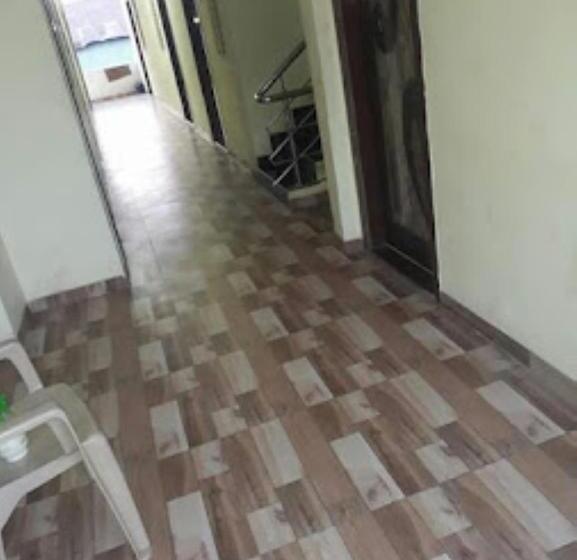 Отель Tuljai Lodge, Tuljapur