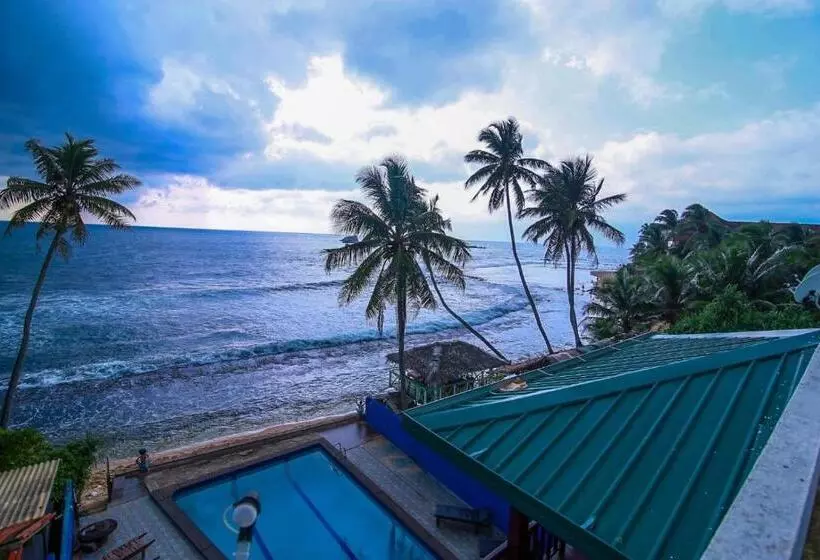 Hotelli Wewala Beach