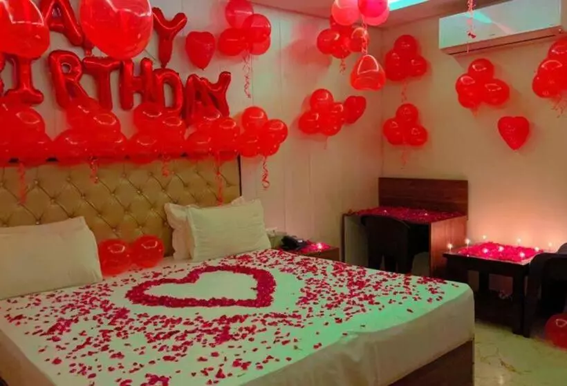 Mauji S Villa Hotel & Guest House