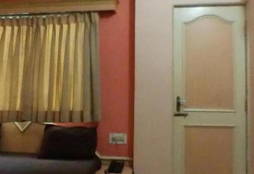 New Hotel Shalimar Jalgaon