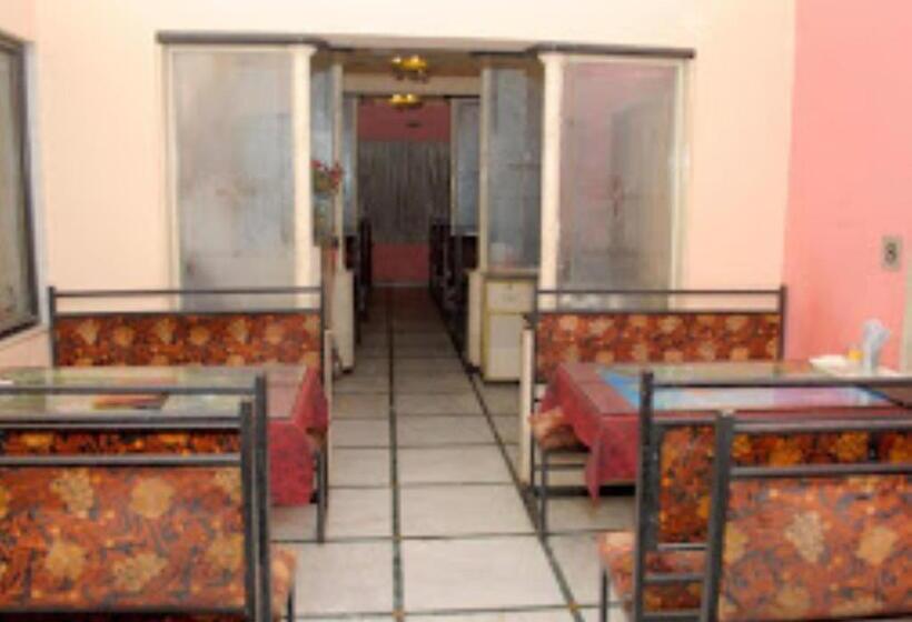 New Hotel Shalimar Jalgaon