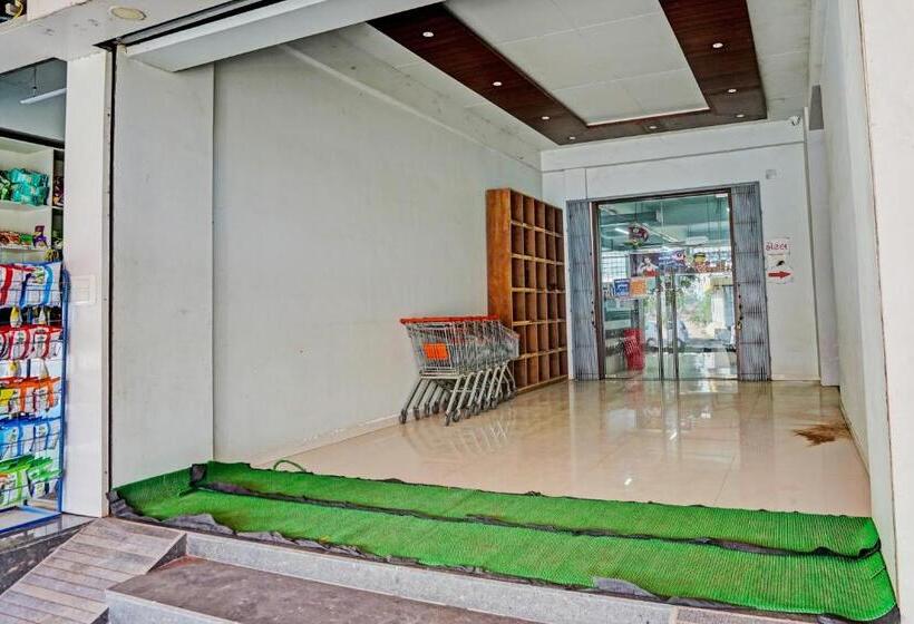 Oyo Hotel Shiv Plaza