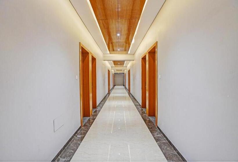 Oyo Hotel Shiv Plaza