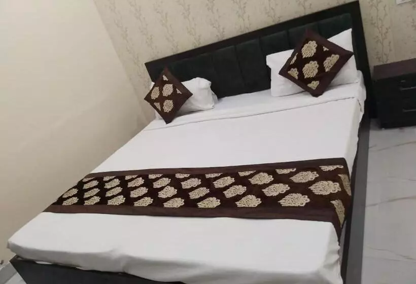 ペンション Baba House& Home Stay