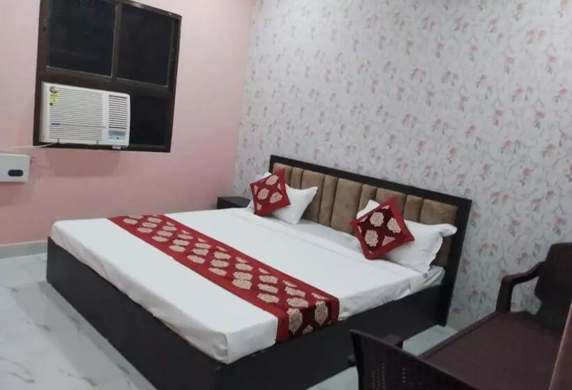 ペンション Baba House& Home Stay