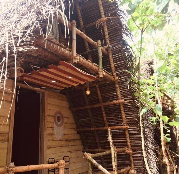 پانسیون Bamboo Veedu