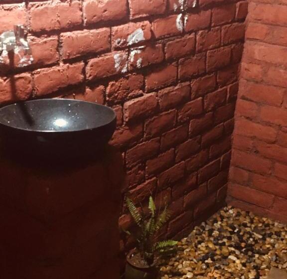 پانسیون Bamboo Veedu