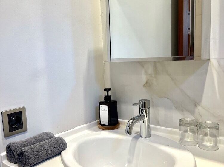 펜션 Charlie Guest House