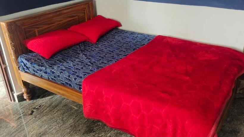 Pensionat Hill Top Camp Yelagiri Hills