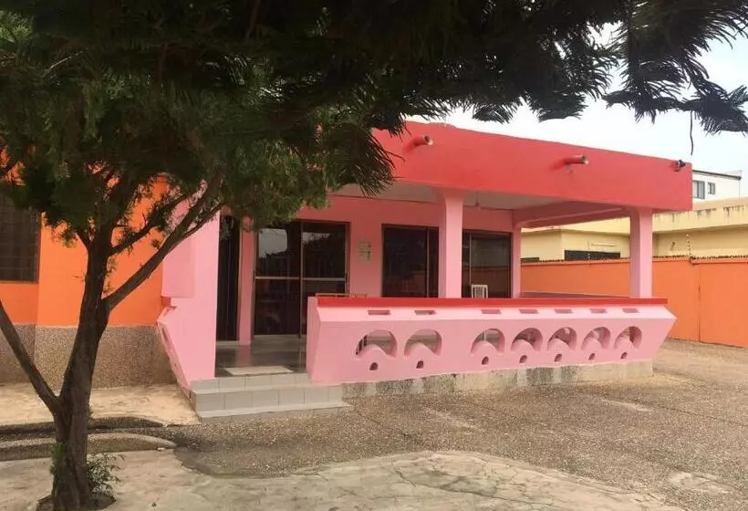 پانسیون Obiba J.k Guest House