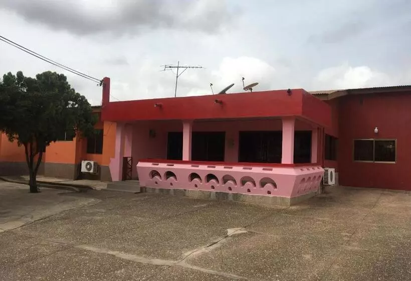 پانسیون Obiba J.k Guest House
