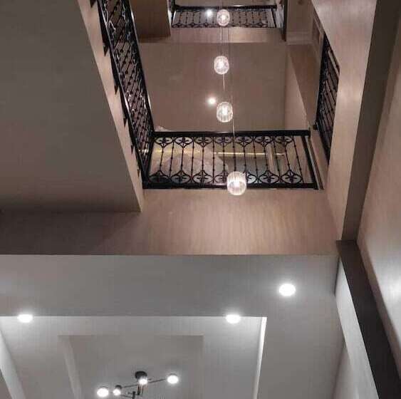 ペンション Pesona Guesthouse Syariah Malang