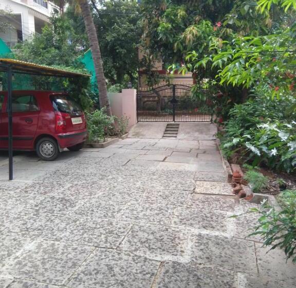 פנסיון Garden Villa, Hyderabad