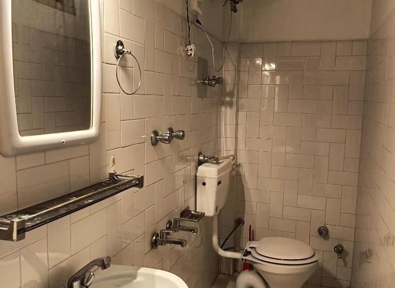 膳宿费 The Golden Ray S Kasol