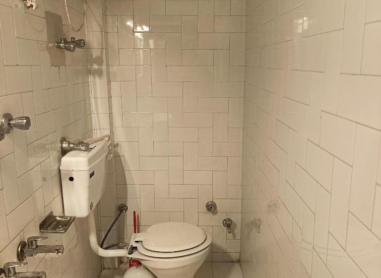 膳宿费 The Golden Ray S Kasol