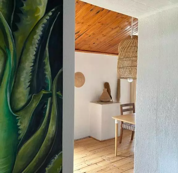 Majatalo Willdenowia Guestsuite At Waboom Family Farm