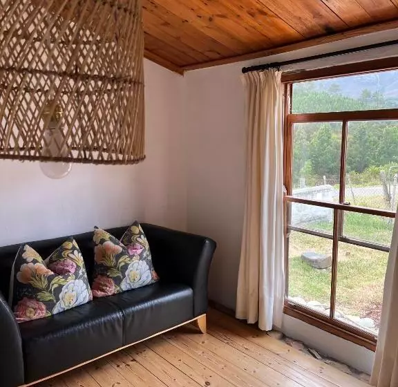Majatalo Willdenowia Guestsuite At Waboom Family Farm