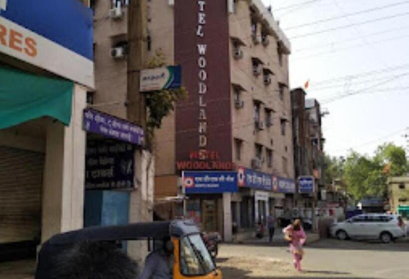 Swagstay Hotel Woodlands Nagpur