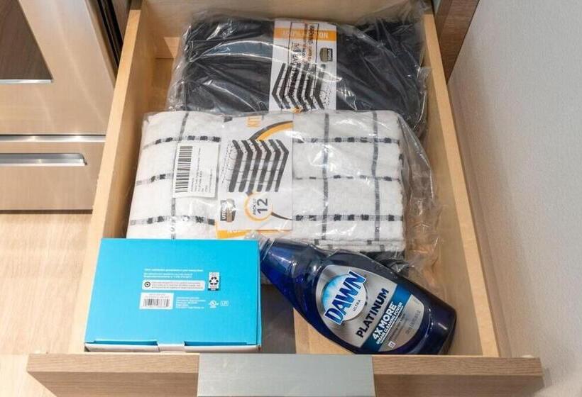 Top Floorbalcony55 4k Smart Tv360 Rooftop View