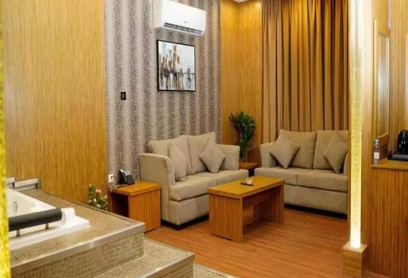 فندق باليت كريدي الفاخر Palette Luxury Credi