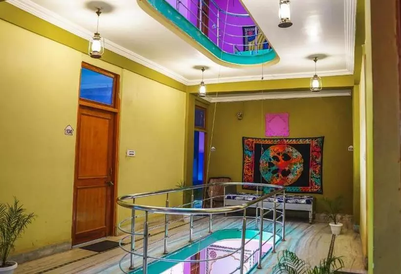 12 Monks Hostel Pushkar