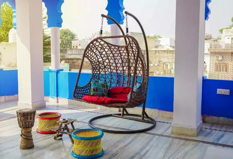 12 Monks Hostel Pushkar