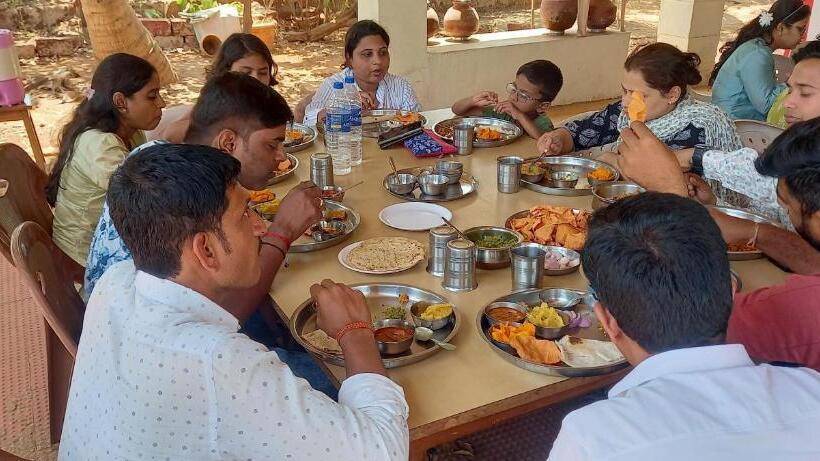 Bed and Breakfast Arihant Resort