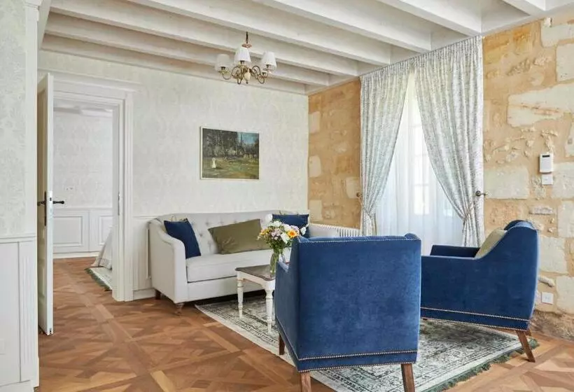 ベッドアンドブレックファースト Château Et Relais De Clotte