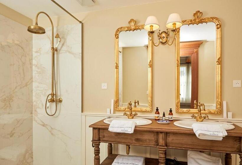 Bed and Breakfast Château Et Relais De Clotte