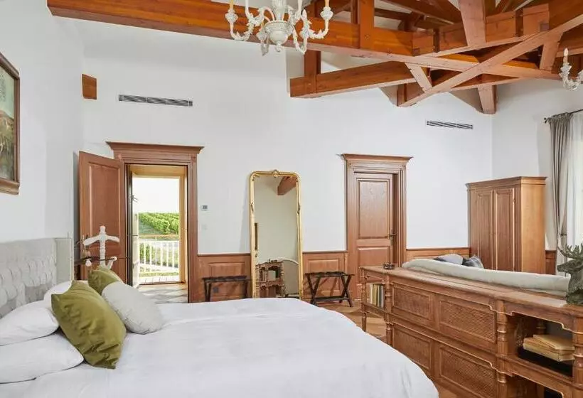 ベッドアンドブレックファースト Château Et Relais De Clotte