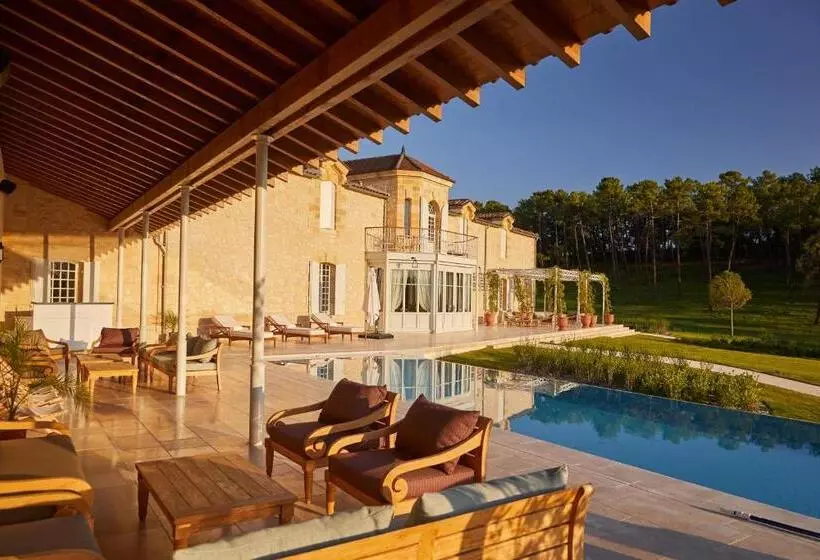 ベッドアンドブレックファースト Château Et Relais De Clotte