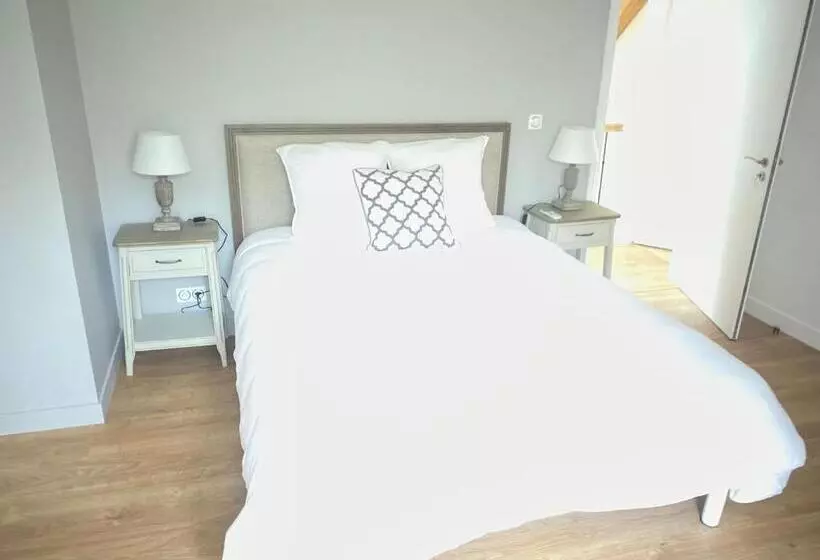 ベッドアンドブレックファースト Le Domaine Des Trois Chênes