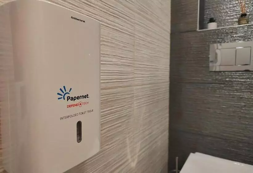 Velika Recepcija Cc Magnet
