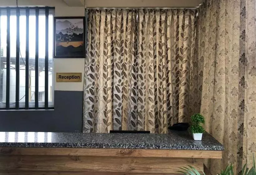 Hotelli Amulya Regency