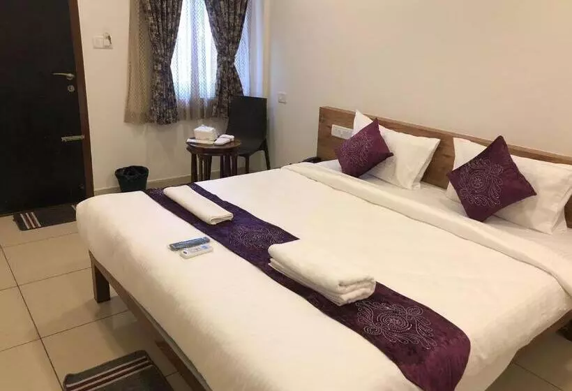 Hotelli Amulya Regency