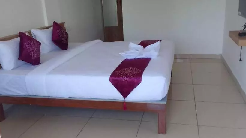 Hotelli Amulya Regency