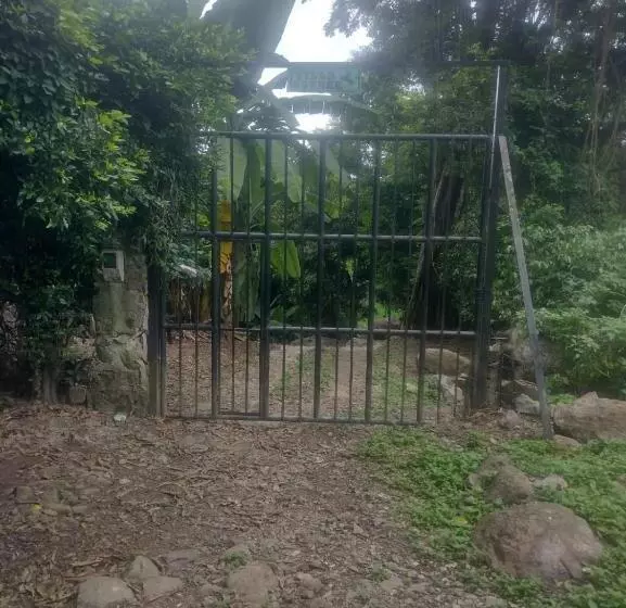 カプセルホテル Finca Villa Esther