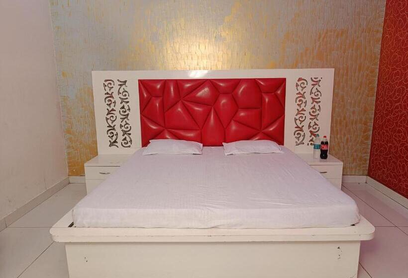 Hotel Nk Residency & Guest House